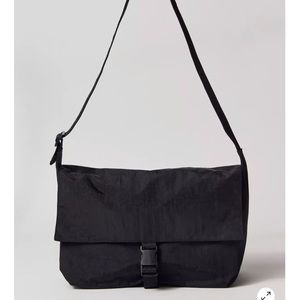Baggu Sport Messenger Bag Black